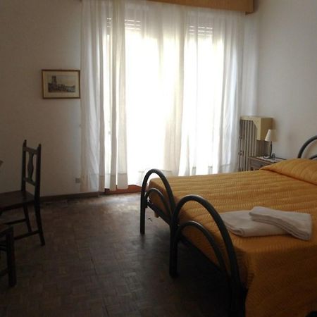 Guesthouse Sayuri Флоренция Экстерьер фото