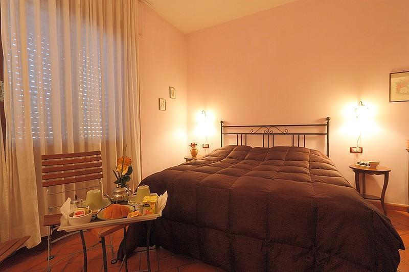 Guesthouse Sayuri Флоренция Экстерьер фото